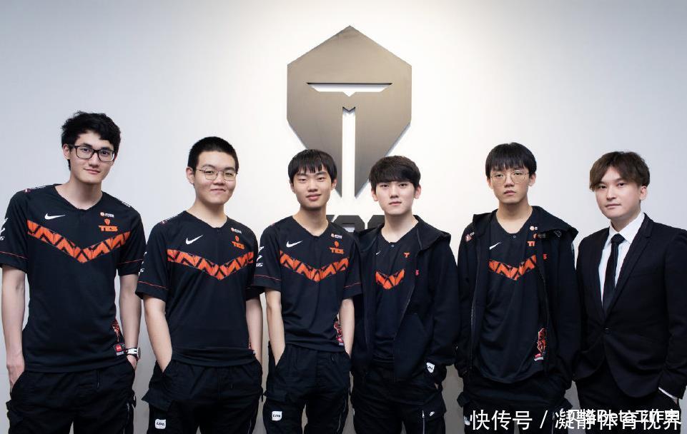 了展示自我 了展示自我