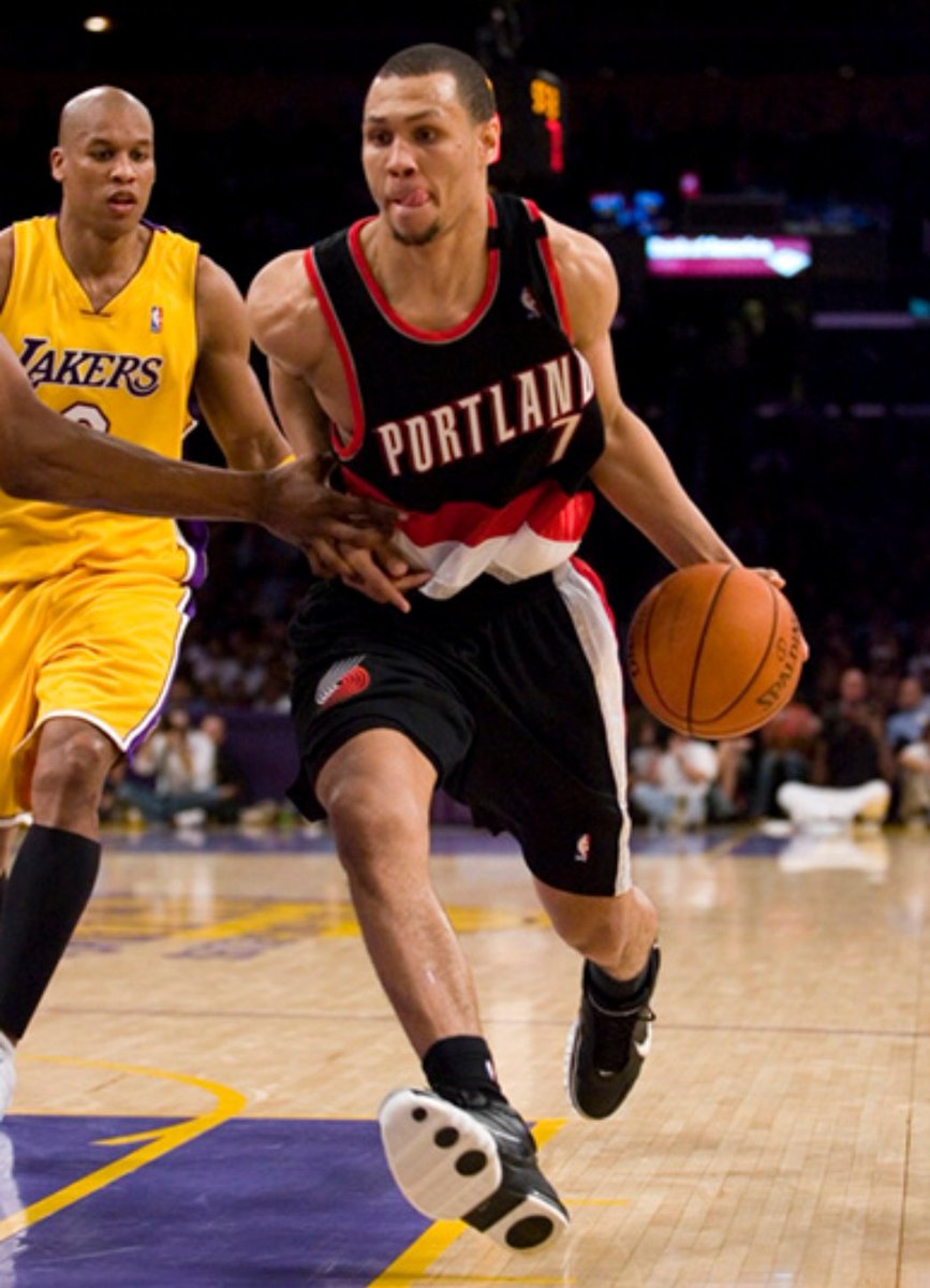 在竞争激烈 在竞争激烈