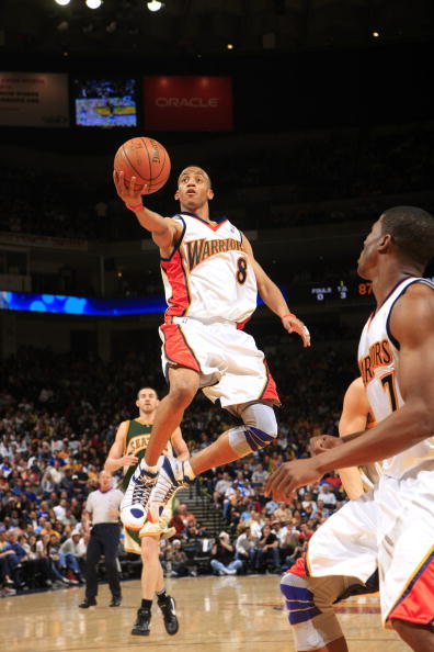 帮助球队和 帮助球队和