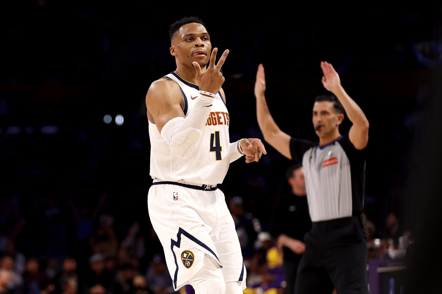 数据若接近 数据若接近