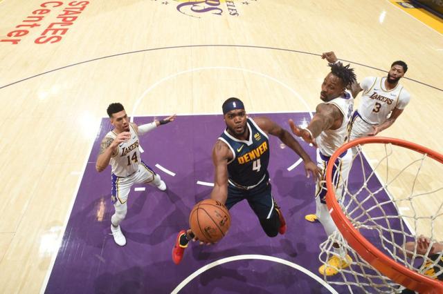 逼抢被穿透 逼抢被穿透